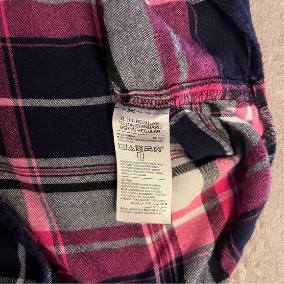 Old Navy Pink and Black Plaid Shirt - Picture 8 of 11